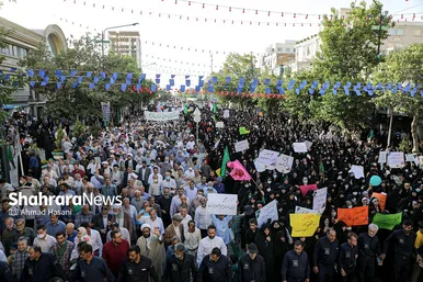اجتماع بزرگ خانوادگی مدافعان حریم خانواده در مشهد