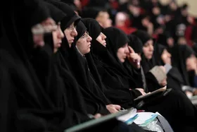 معرفی چهره&zwnj;های حوزوی شاخص در میان بانوان لازم و ضروری است