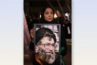«زن در نگاه رهبر شهید فقط دیده نمی‌شد؛ حرمت داشت» | روایت نگاهی کم‌نظیر در تاریخ حکمرانی ایران