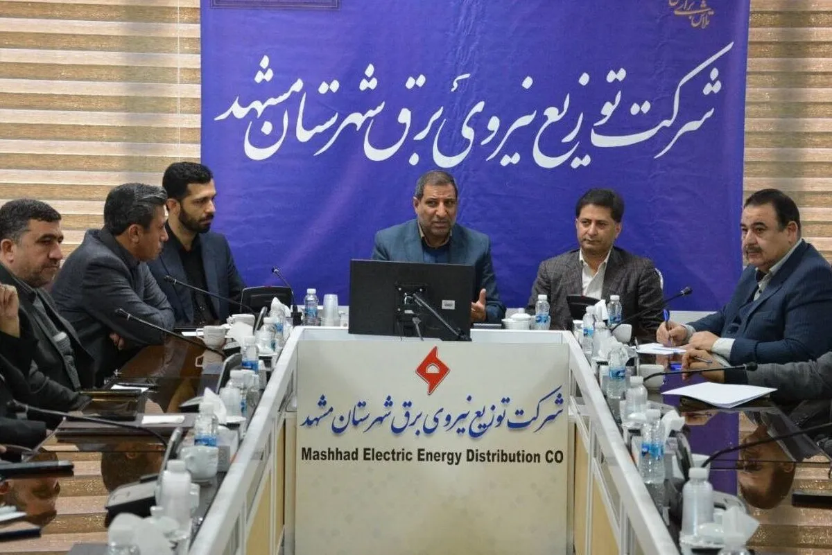 فرماندار مشهد: صنعت و هتل‌داری می‌توانند به رفع ناترازی برق کمک کنند