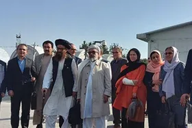 هیئت مذاکره&zwnj;کننده افغانستان برای آغاز دومین دور مذاکرات صلح به قطر رفت