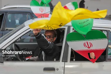 راهپیمایی خودرویی ۲۲ بهمن در مشهد