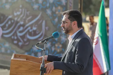 آیین رونمایی از 30 دستگاه میدل باس