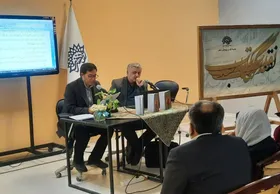 نقد و بررسی کتاب دشنام&zwnj;های سرگردان در حوزه هنری خراسان رضوی