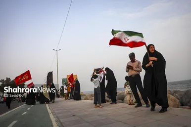 گزارش تصویری | زنجیره ۵ کیلومتری جان‌فدایان ایران در سواحل بندرعباس