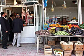 با فعالیتهای غیربهداشتی صنوف متخلف در مشهد برخورد می&zwnj;شود