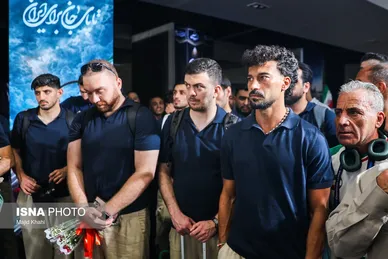 گزارش تصویری | ورود کاروان تیم ملی جمهوری اسلامی ایران به کشور