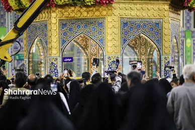 گزارش تصویری | گل‌آرایی حرم مطهر رضوی به‌مناسبت سالروز میلاد امام‌رضا(ع)