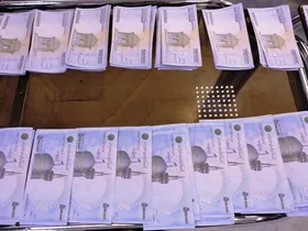 چک پول تقلبی، اسناد و مدارک در اینستاگرام چند؟  | چگونه اسکناس اصلی را تشخیص دهیم؟