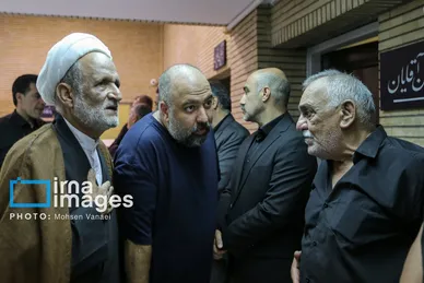 عکس‌هایی از مراسم ترحیم شهید «علیرضا تنابنده» برادرزاده محسن تنابنده