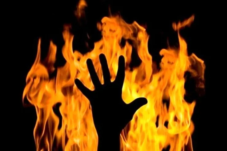 خودسوزی یک کارگر در اراک | ماجرا چیست؟