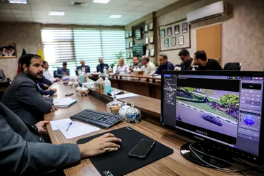 میزگرد بررسی حوادث خیابان وکیل آباد