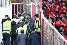 پرسپولیسی&zwnj;ها از تبریز جان سالم به در بردند| هیچ کس آسیب جدی ندیده است