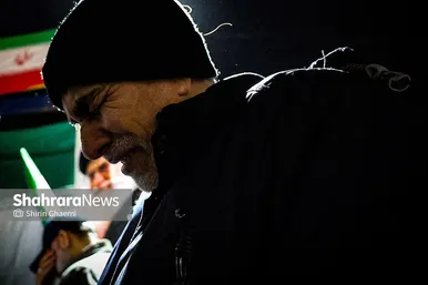 گزارش تصویری اولین شب سوگواری مردم به مناسبت شهادت مقام معظم رهبری