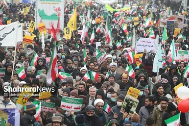 گزارش تصویری حضور باشکوه مردم مشهد در راهپیمایی ۲۲ بهمن