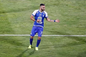 ارسلان مطهری در پرسپولیس؟| شوک به نکونام و استقلال