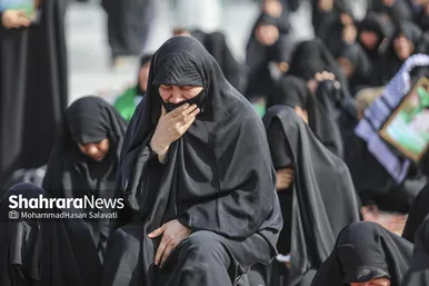 گزارش تصویری | عزاداری شهادت رهبر معظم انقلاب اسلامی، در حرم امام‌رضا(ع) - ۱