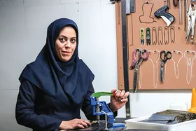 زیستن در مرز باریک کار و زندگی | گفت&zwnj;وگو با نخستین بانوی تولیدکننده لوازم جانبی خودرو