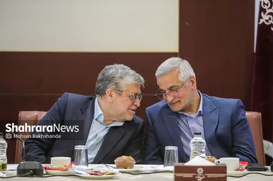 گزارش تصویری | مراسم تجلیل شهرداری از افتخارآفرینان فوتبال پایه مشهد در کشور