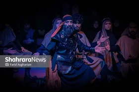 سنت&zwnj;هایی که زنده ماندند | نگاهی به نمایش آیینی مثنوی سرخ در تئاتر شهر مشهد