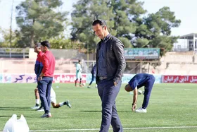 پاشازاده: خط حمله استقلال مشکل دارد