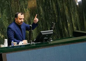 وزیر اقتصاد: دولت پیام نارضایتی&zwnj;های مردمی را شنید| واگذاری ۵۸ هزار میلیارد اموال مازاد بانک&zwnj;ها+ فیلم