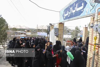 عکس‌هایی از مراسم سالگرد شهادت حاج قاسم سلیمانی در گلزار شهدای کرمان