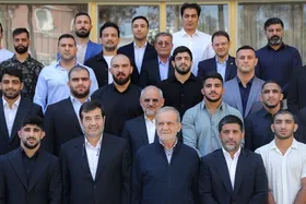 پزشکیان: با روحیه ملی هیچ مانعی سد راه پیشرفت ایران نخواهد بود
