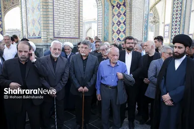 تشییع پیکر مرحوم مهدوی دامغانی در حرم مطهر رضوی