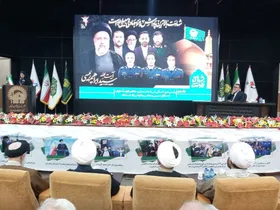 &laquo;شب شعر مکتب خدمت&raquo; نقش تبیینی در شناخت چهره شهید جمهور دارد