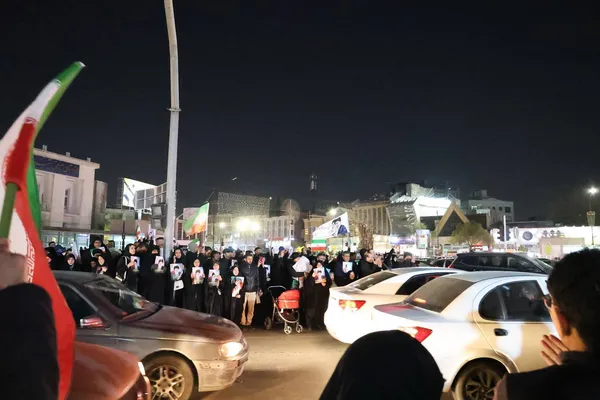 مشهد، یکپارچه افتخار | قاب‌های ماندگار مخاطبان شهرآرانیوز از خروش شبانه مردم در مشهد (۱۲ اسفند ۱۴۰۴)