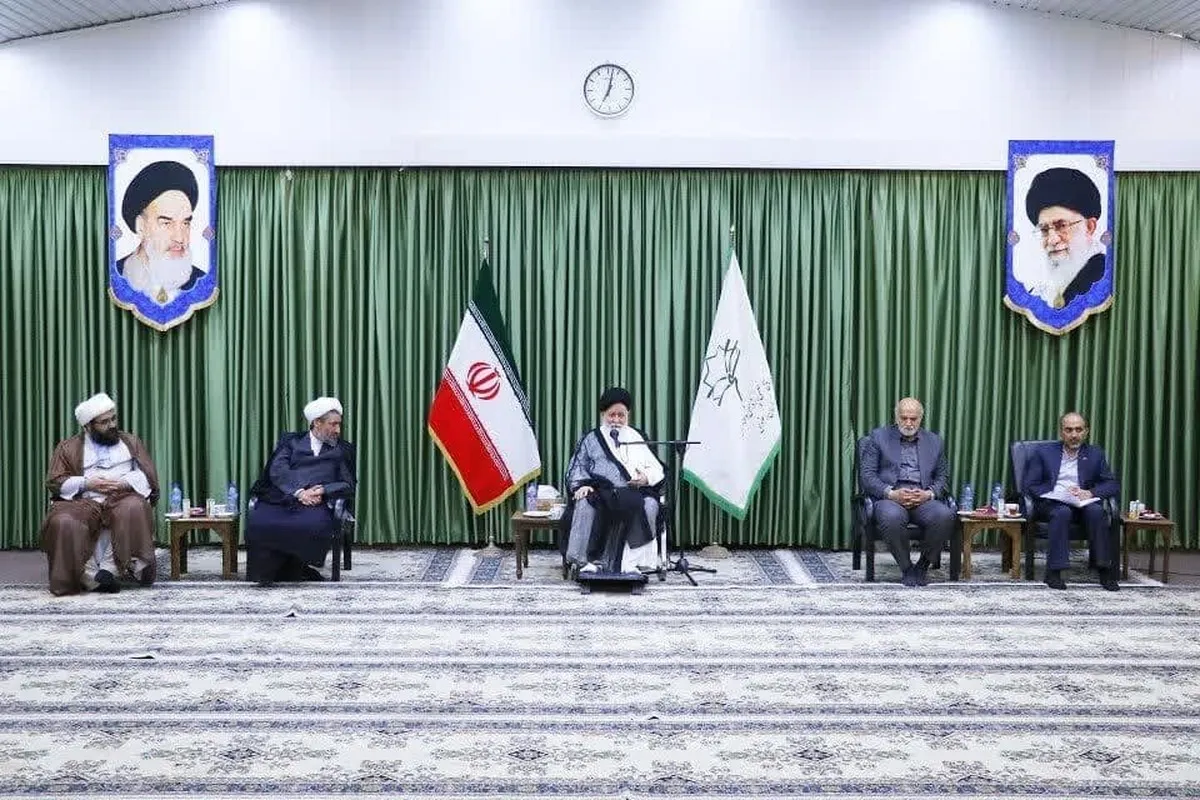 آیت‌الله علم‌الهدی: توسعه علمی، زمینه‌ساز حل‌وفصل همه مشکلات کشور است | سازمان بسیج علم، قلب تپنده حرکت نخبگانی استان باشد
