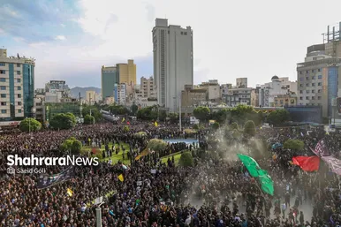 مشهد در ماتم رئیس جمهور شهید (۲)