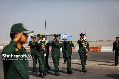 گزارش تصویری | تشییع پیکر سردار شهید نیلفروشان در مشهد