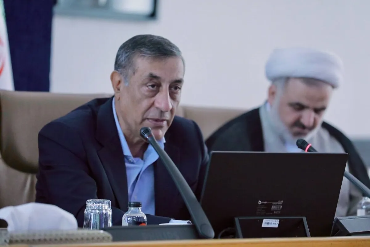 تاکید معاون اجرایی رئیس‌جمهور و مسئولان قضایی بر برخورد با دریافت وجوه غیرقانونی در تعاونی‌های مسکن