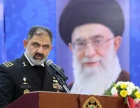 دریادار ایرانی: نیروهای آمریکا در دریاهای آزاد را راندیم
