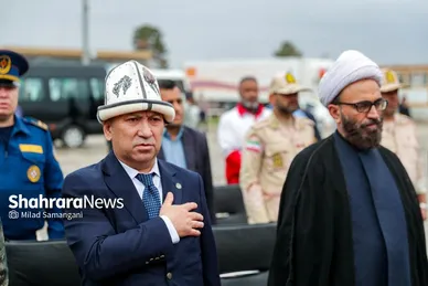 گزارش تصویری | ورود نخستین کاروان کمک‌های بشردوستانه قرقیزستان به ایران از مرز سرخس