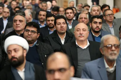 گزارش تصویری | دیدار جمعی از فعالان اقتصادی کشور با رهبر معظم انقلاب اسلامی (۳ بهمن ۱۴۰۳)