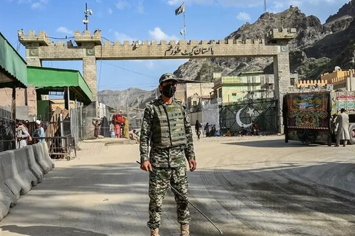 در حمله شبه‌نظامیان به کاروان نظامیان پاکستانی، ۱۱ تن کشته شدند