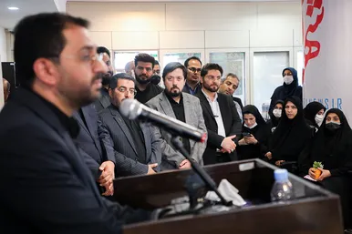 حضور شهردار مشهد در روزنامه شهرآرا به مناسبت روز خبرنگار