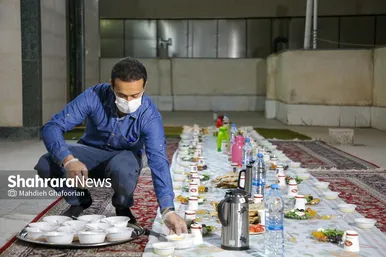 افطار به وقت خدمت