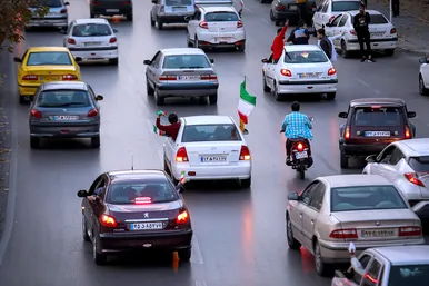  شادی مردم مشهد بعد از برد تیم ملی ایران