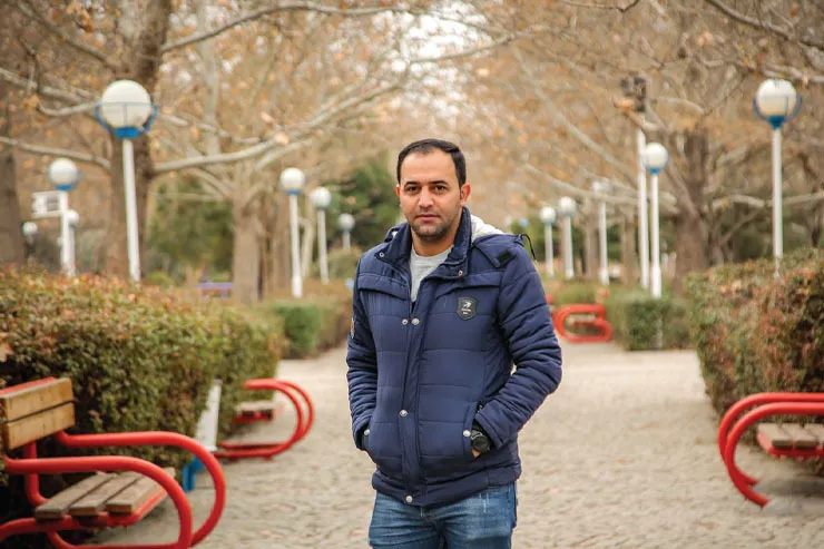 گفتگو با امید رخشانی، بازیکن تیم فوتسال چیپس کامل مشهد | تجربه قهرمانی با تیم‌های مختلف