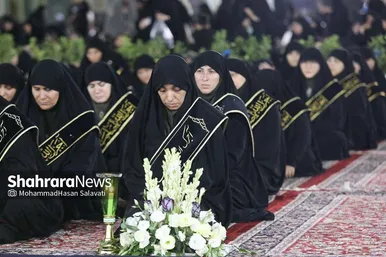 آئین خطبه خوانی شب عاشورا در حرم مطهر رضوی