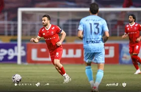 سروش رفیعی از ترکیب اصلی پرسپولیس خط خورد