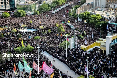 تصاویری از استقبال و تشییع پیکر رئیس جمهور رئیسی و شهدای خدمت در مشهد
