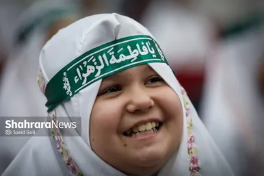 مراسم اختتامیه عهد کودکان دبستانی با حاج قاسم سلیمانی