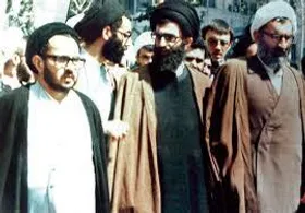 شهید هاشمی نژاد: انقلاب اسلامی، شأن پیشگامی به بانوان داد