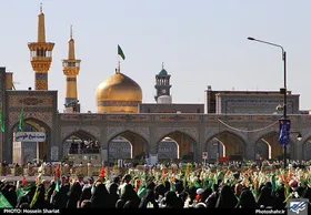 مشهد الرضا (ع) آماده میزبانی از دهه ولایت | گل آرایی و نورپردازی ویژه شهر در این ایام فرخنده