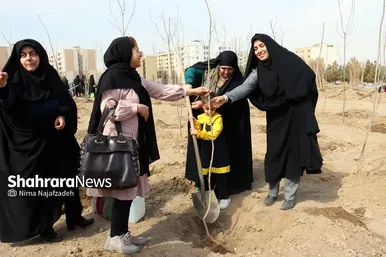 مراسم روز درختکاری در مشهد